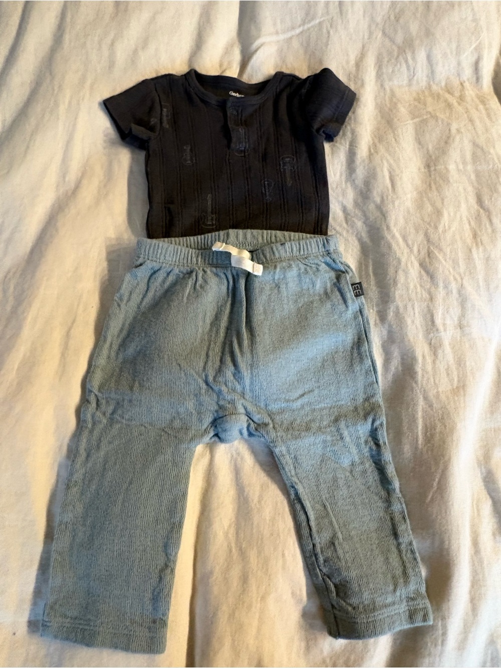 Neutral baby boy bundle - Beige & Blue Tones — 6-9m - Picture 11 of 15